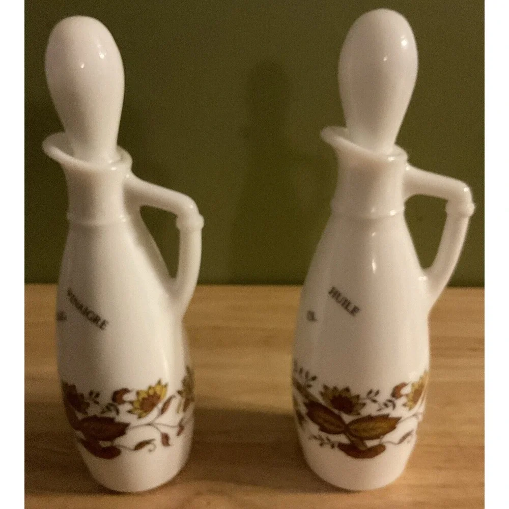 Vintage 10 Piece Milk Glass Cruets, Salt And Pepper Shakers‎ And Spice Jars